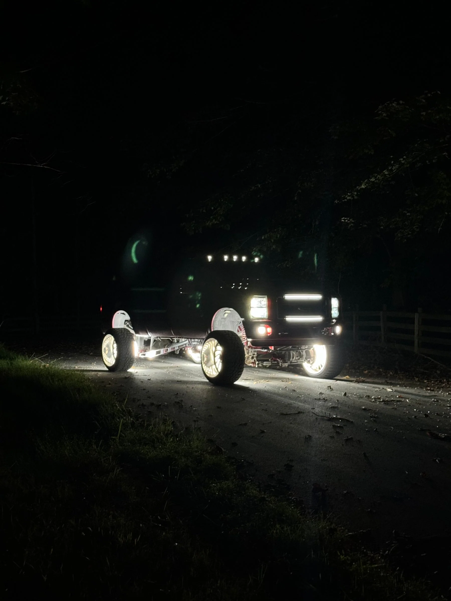20 Row Pure White Extreme LED Wheel Lights Kit - Image 10