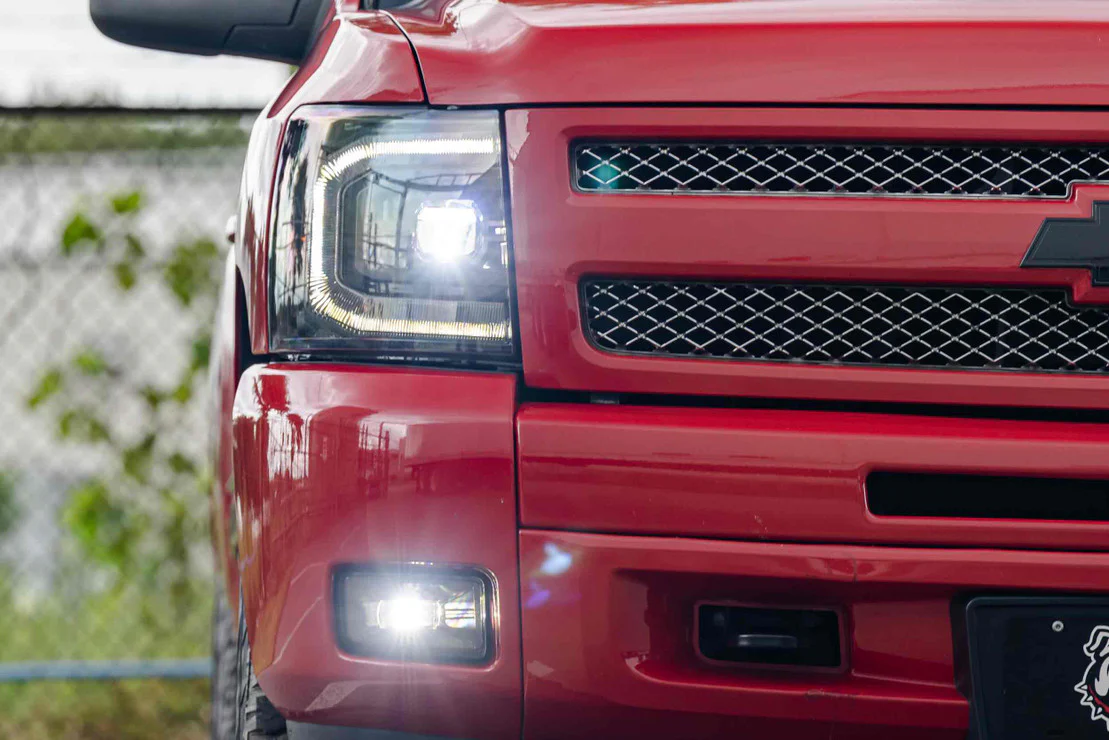 2007-2013 Chevrolet Silverado LED DRL Projector Headlights - Image 4