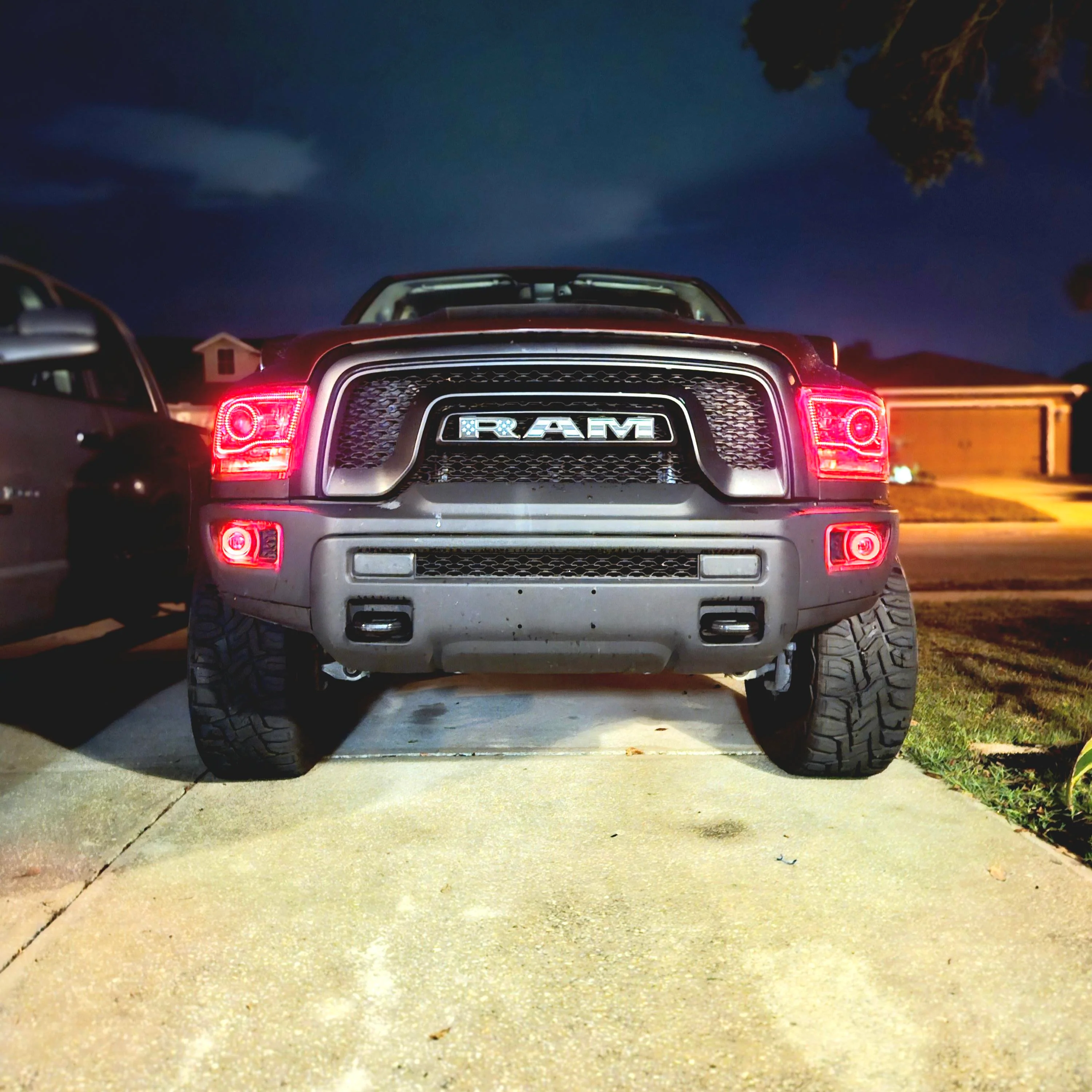 2013-2018 Dodge Ram 1500 2500 RGBW Flow Series LED Halo Kit (Outline) - Image 13