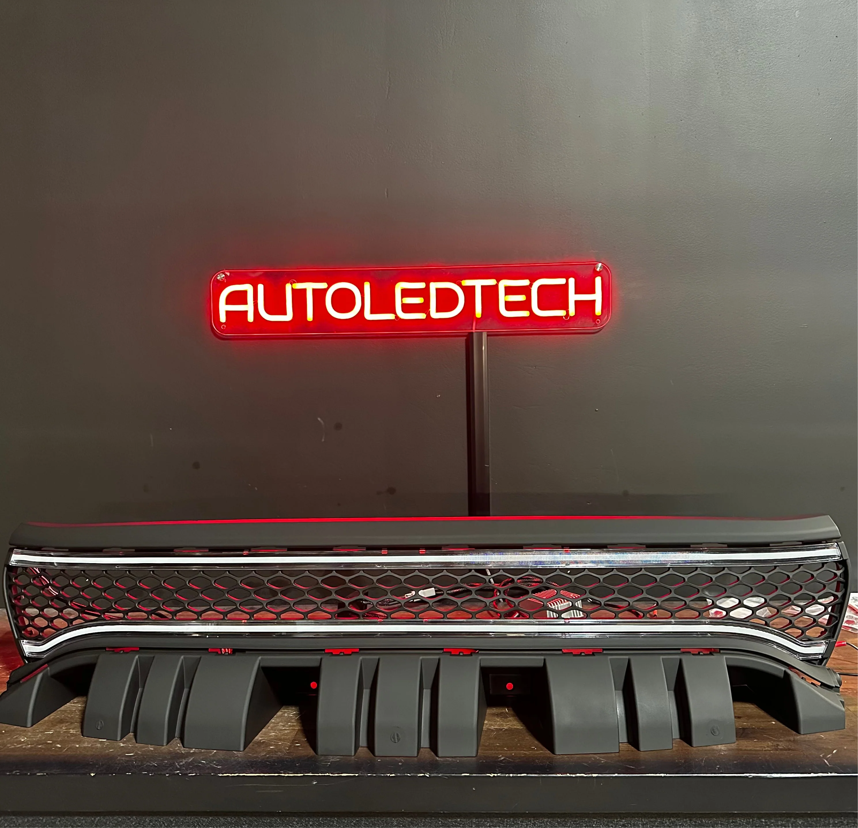 2015-2023 Dodge Charger ANIMATED STARTUP LED DRL Grill Light Assembly - Image 18