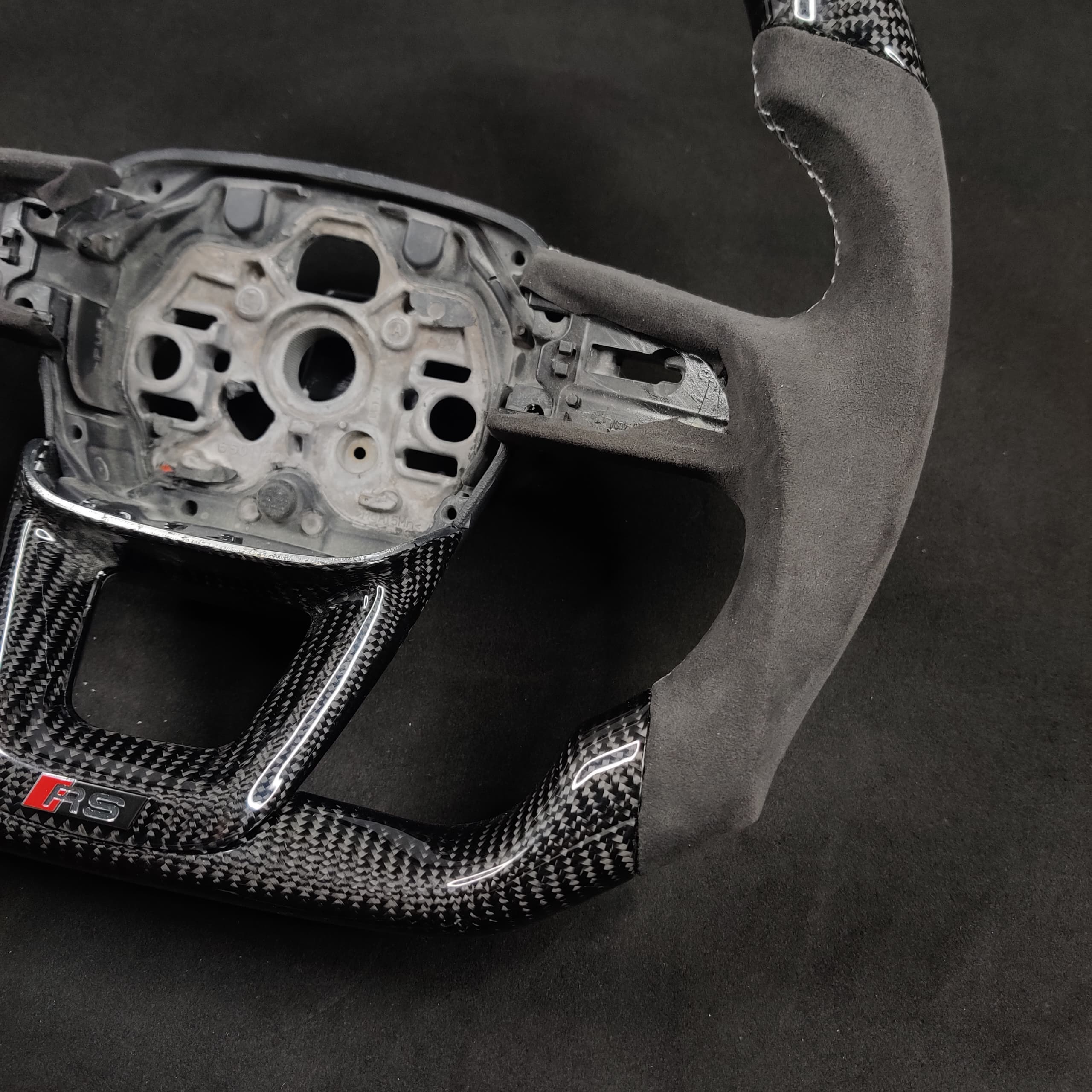 2015-2026+ Audi Q3/Q5/Q7/Q8 Custom Carbon Fiber Steering Wheel - Image 15