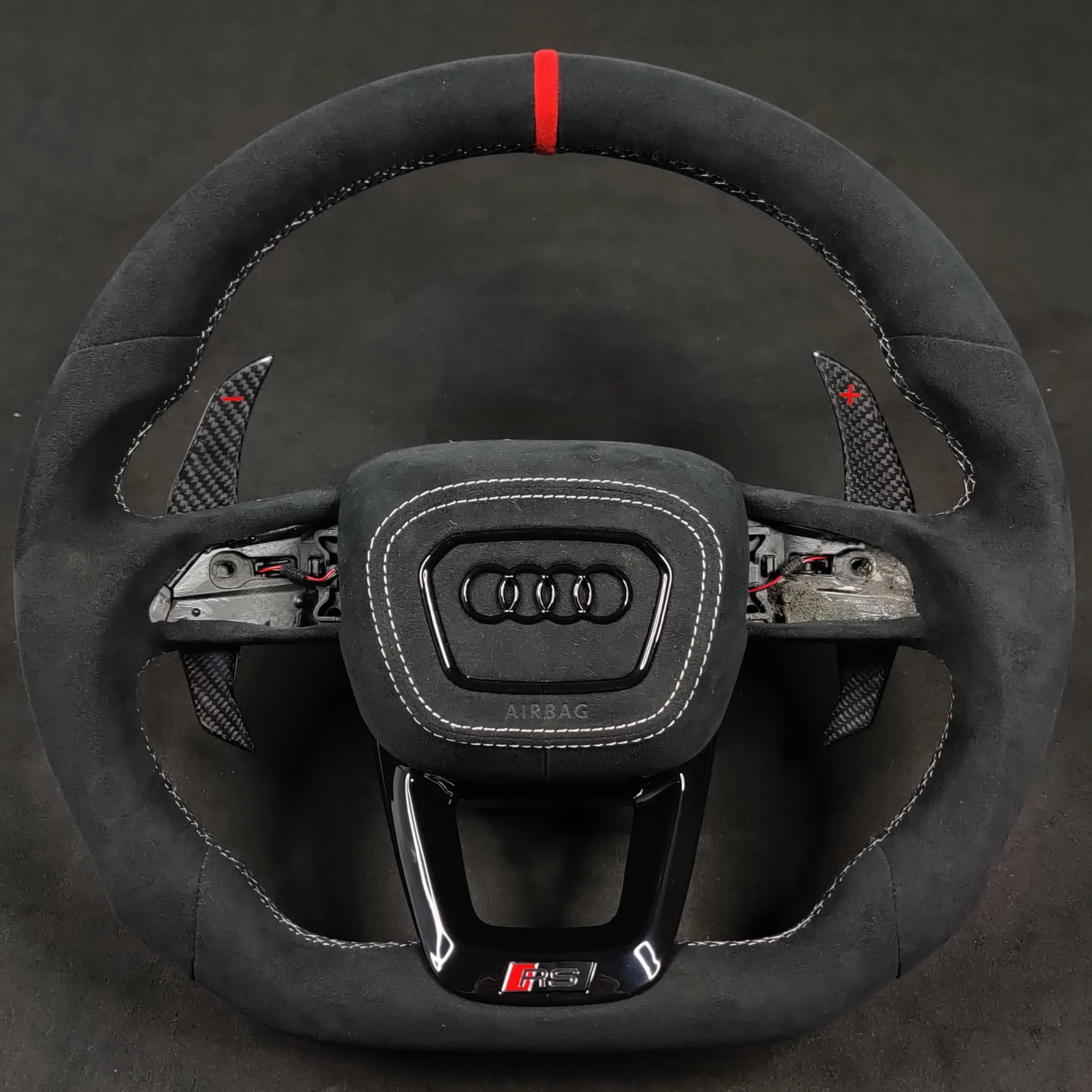 2015-2026+ Audi Q3/Q5/Q7/Q8 Custom Carbon Fiber Steering Wheel - Image 7