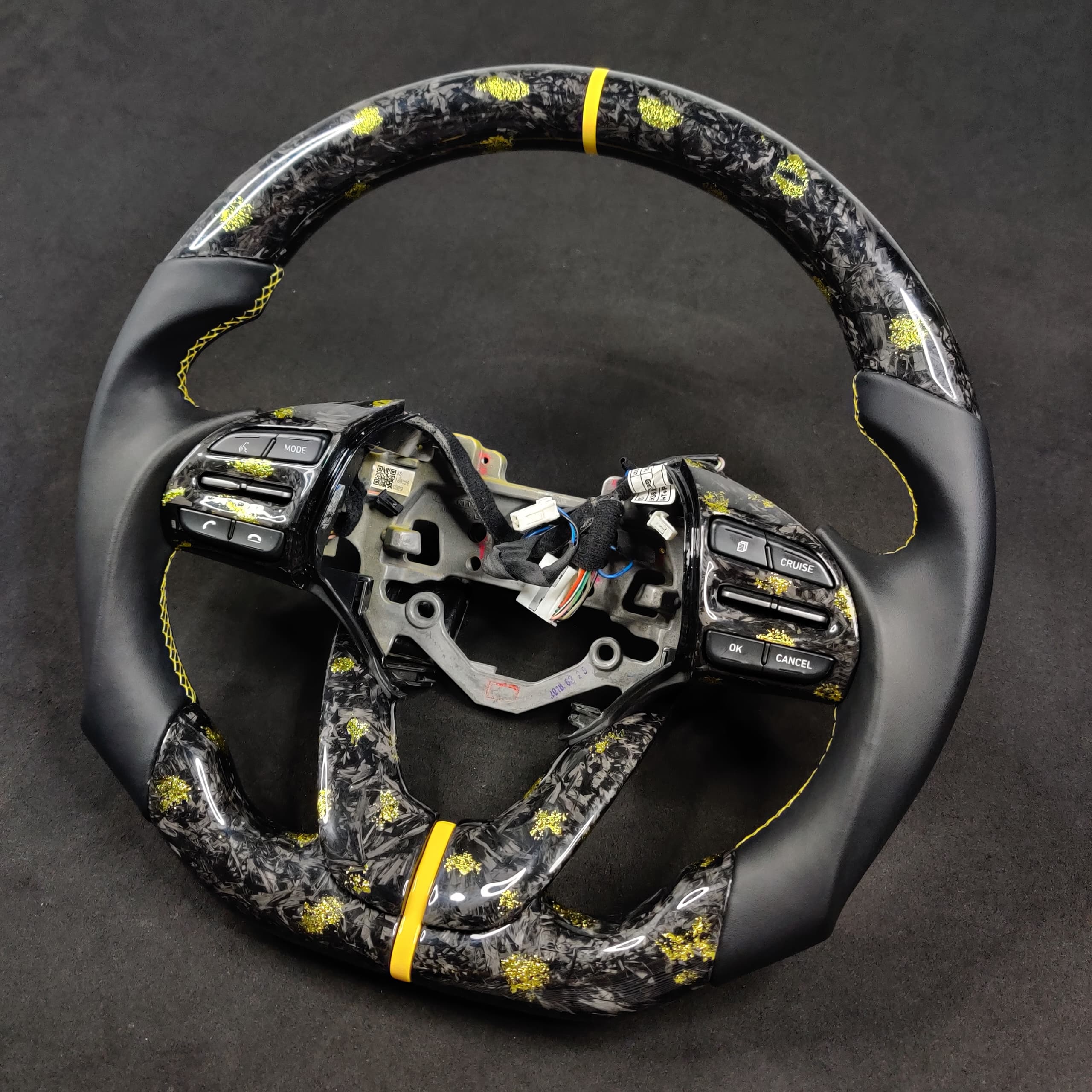 2019-2022 Hyundai Veloster Custom Carbon Fiber Steering Wheel - Image 3