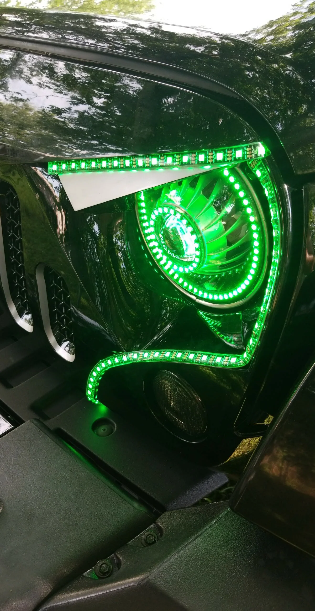 55mm-180mm Flow Series RGBW LED Halos - Image 20